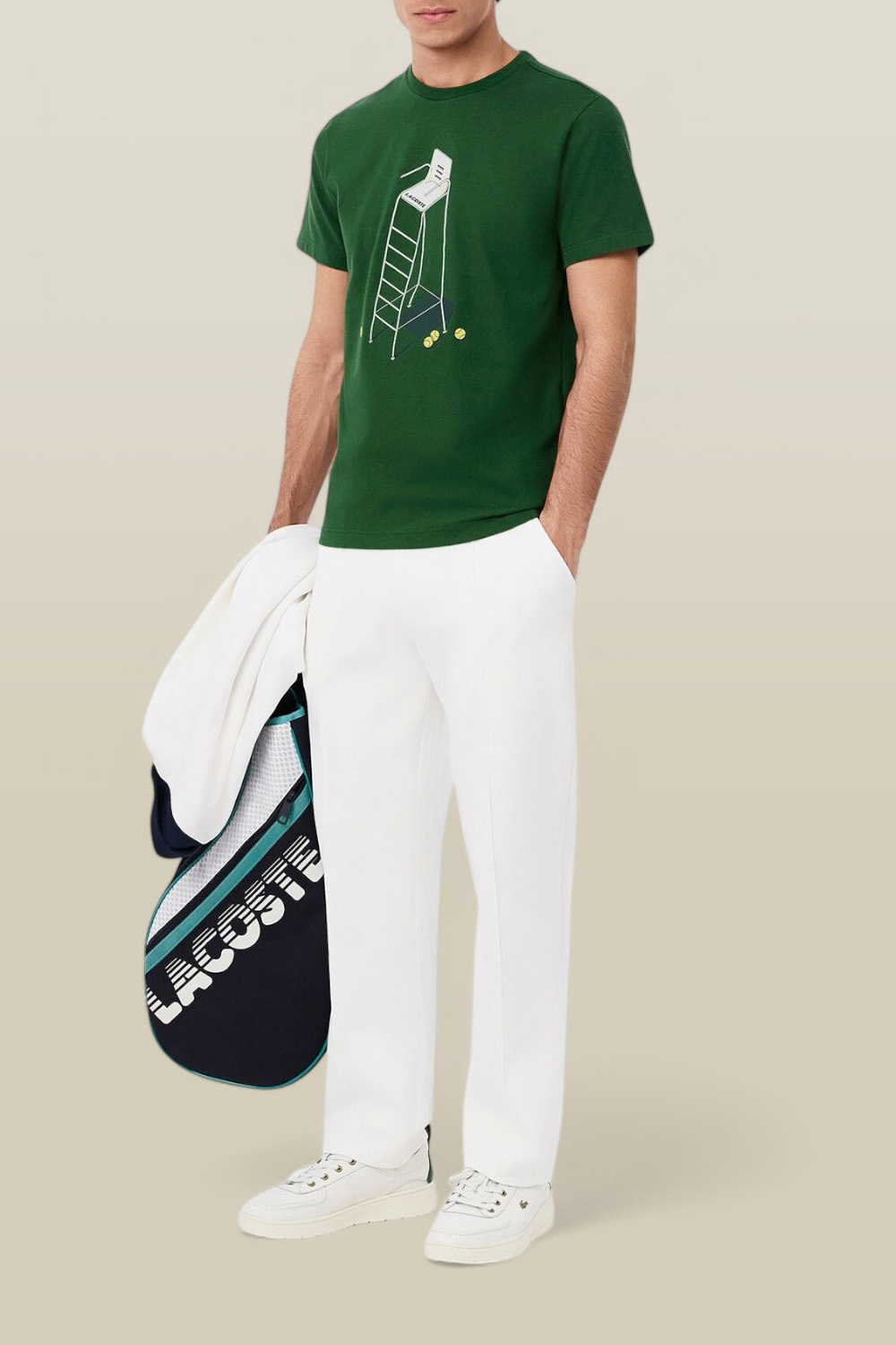 תמונת כל הלוק של חולצת טי LACOSTE